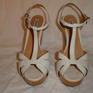 high heeled sandals